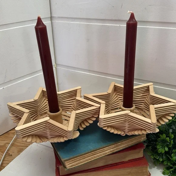 Tramp-art inspired Star-Shaped Wooden Candle Holders - Picture 6 of 8